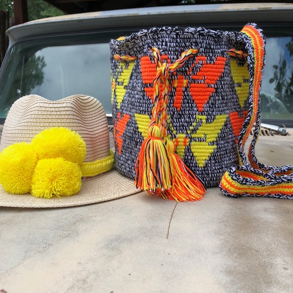 Costume Baldor Handbags - Colombia Mochila Woven Butterfly Bucket Tote Draws